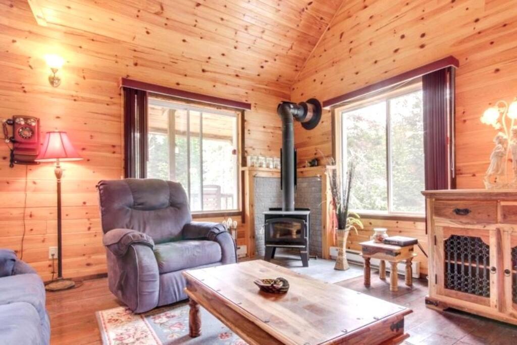 Chalet Riviere - Bord De Riviere - Romantique Сен-Алексис-де-Мон Екстериор снимка